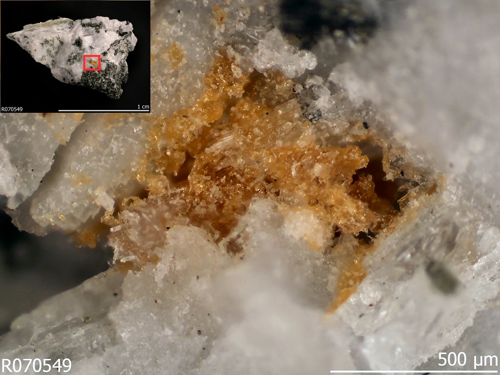 Large Labuntsovite-Fe Image