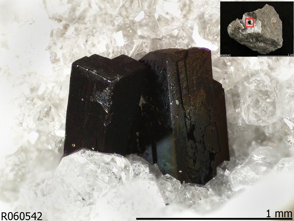 Large Wakefieldite-(Y) Image